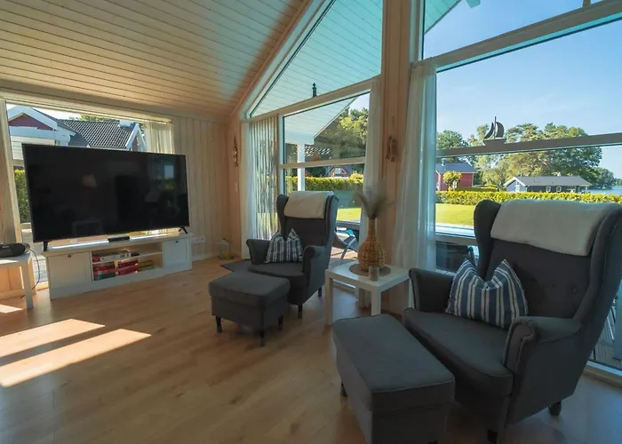 Ferienhaus Mit Pool Und Sauna Am Duemmer See